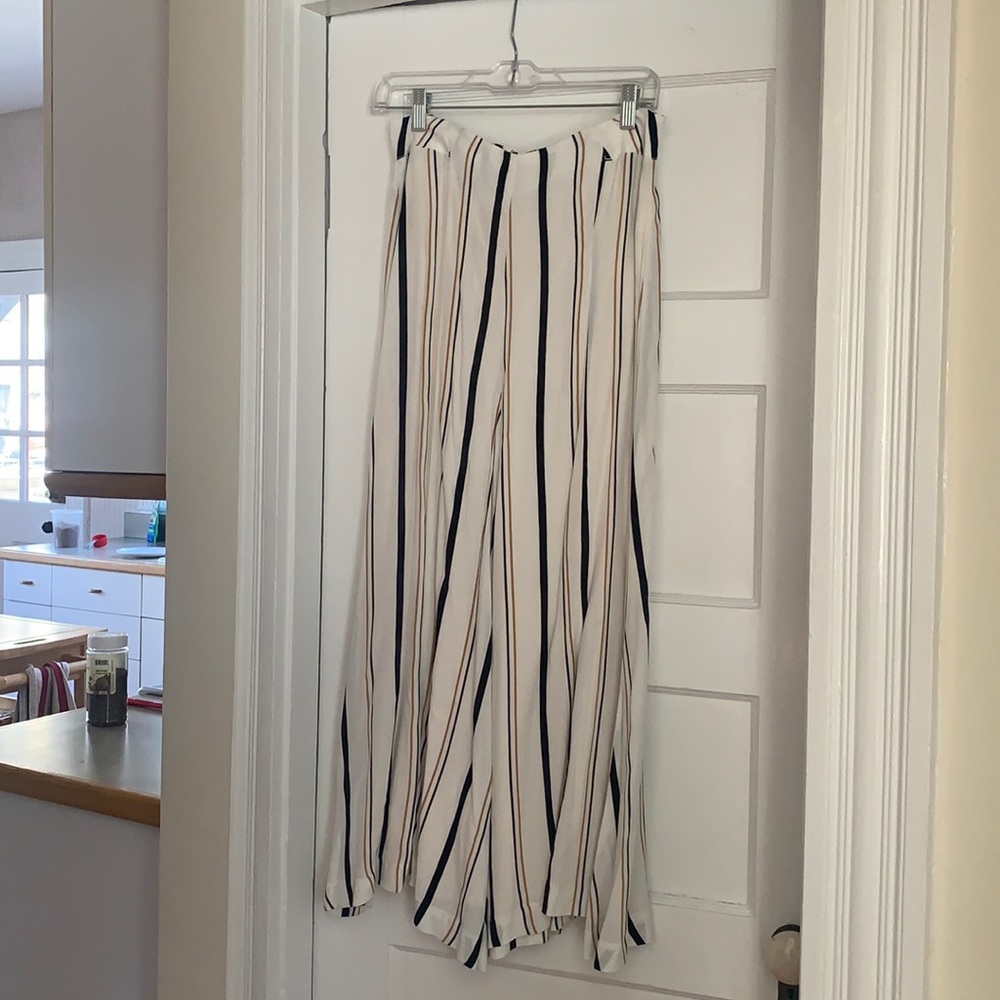 Anthropologie flowy pants
